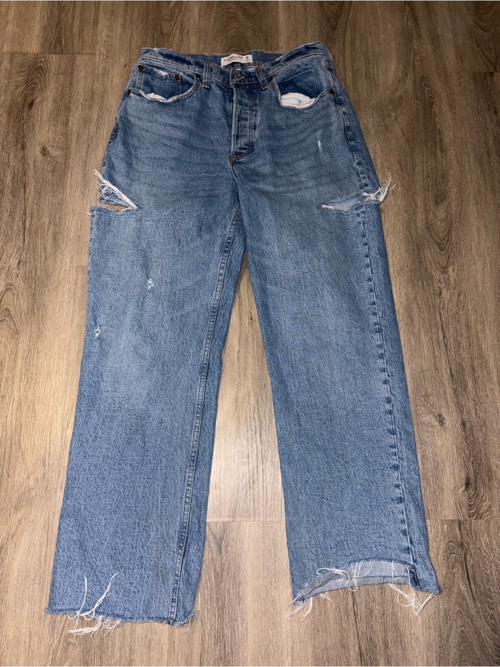 Abercrombie & Fitch | Cut Out Jeans